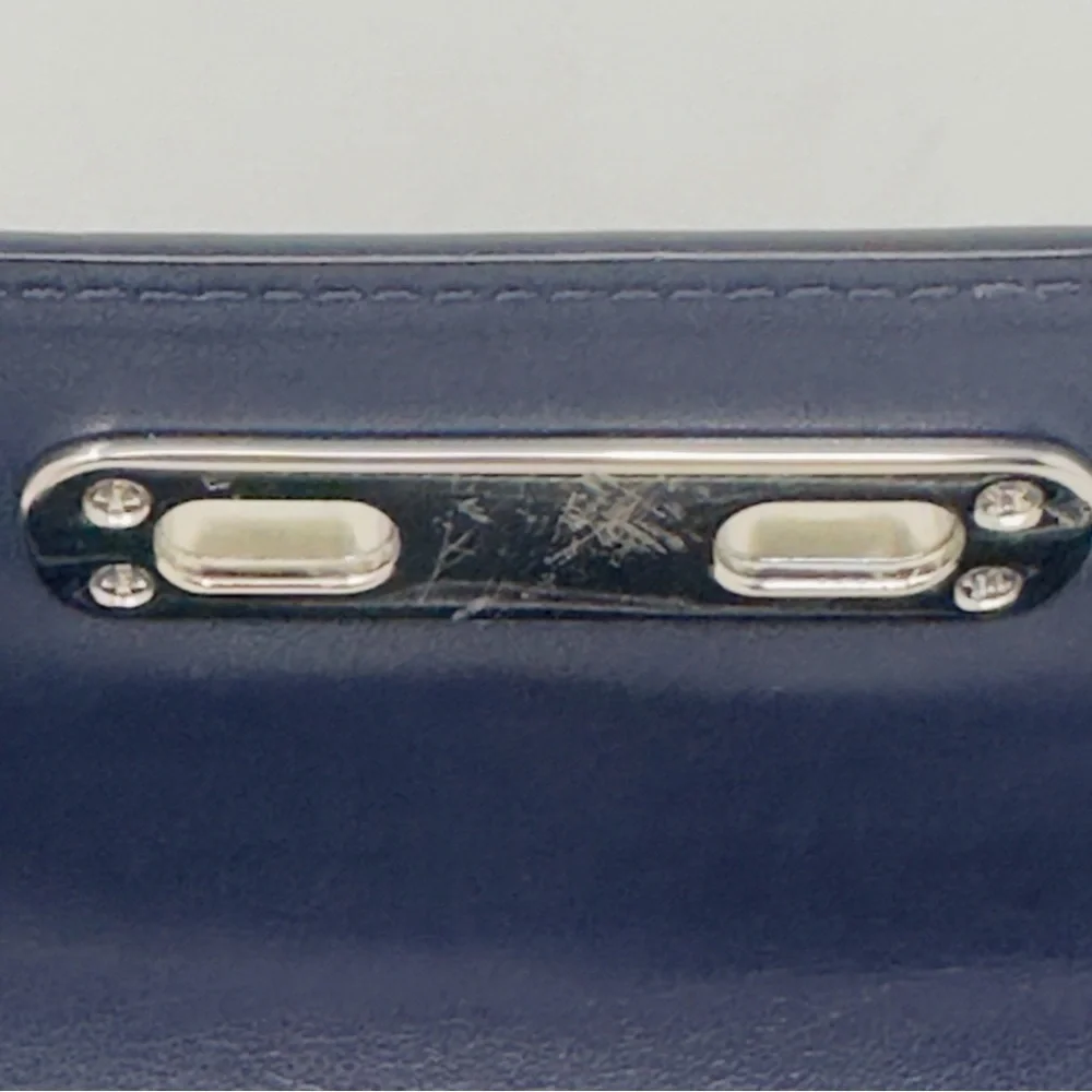 Coach Swagger Wallet - Picture 9 of 11